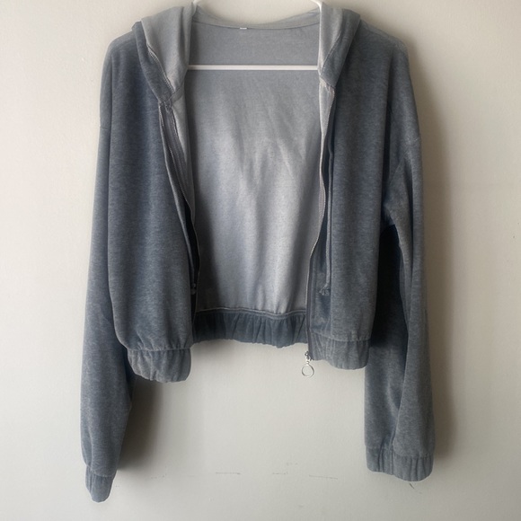 Velvet cropped zip up - Picture 3 of 6